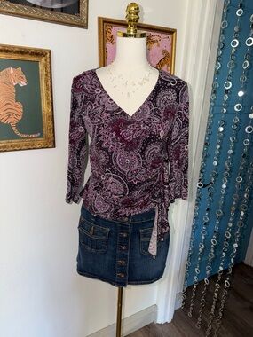 Vintage Y2K Purple Paisley Wrap Top with V-Neck